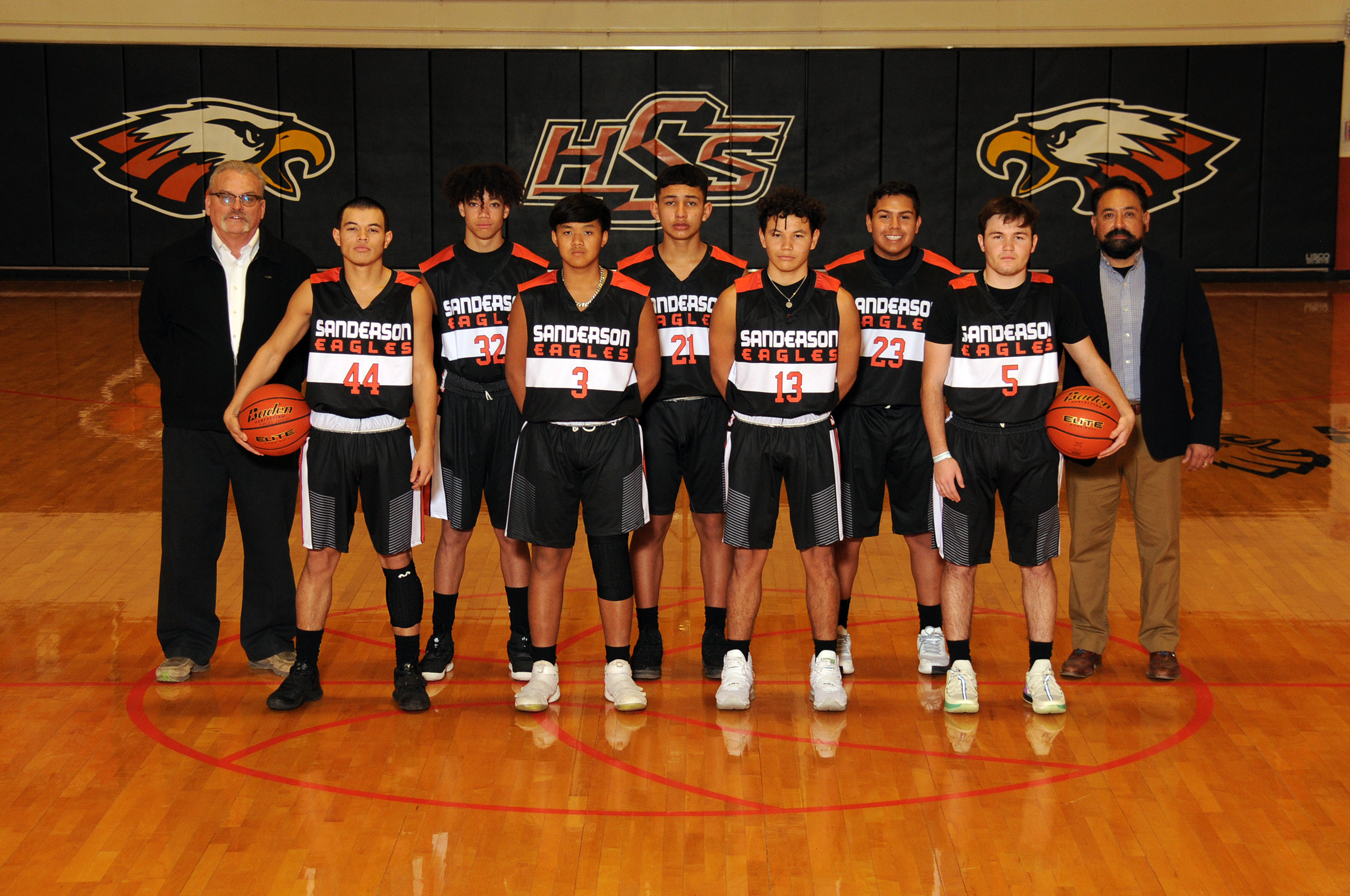 HS Boys Varsity Basketball Team 